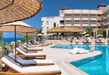 CARINA HOTEL 4*